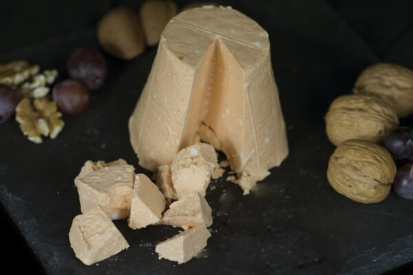 Queso DOP Afuega'l Pitu Roxu